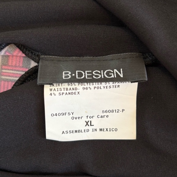 B Design Maxi Skirt Size XL Geometric Black Pink White Wide Waistband - Picture 6 of 11